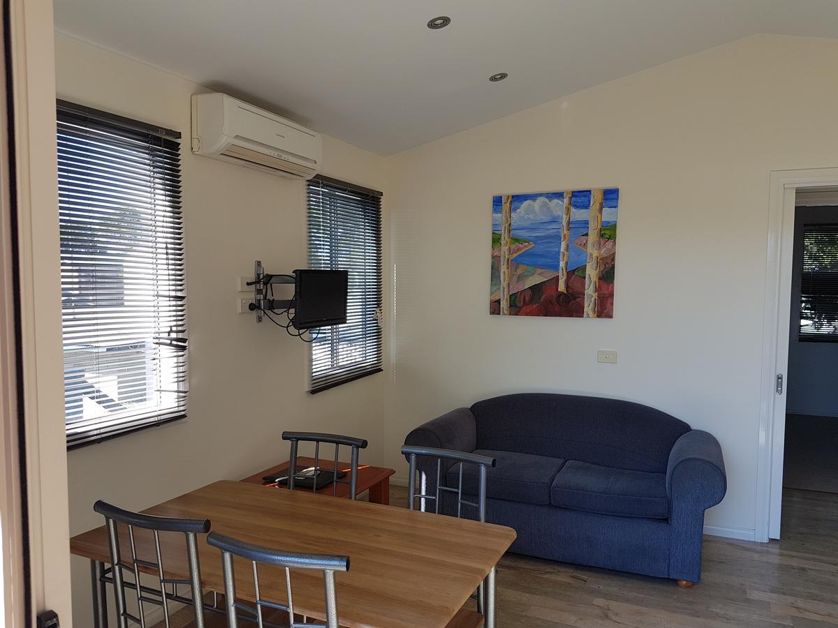 Koonwarra Holiday Park Lakes Entrance Extérieur photo