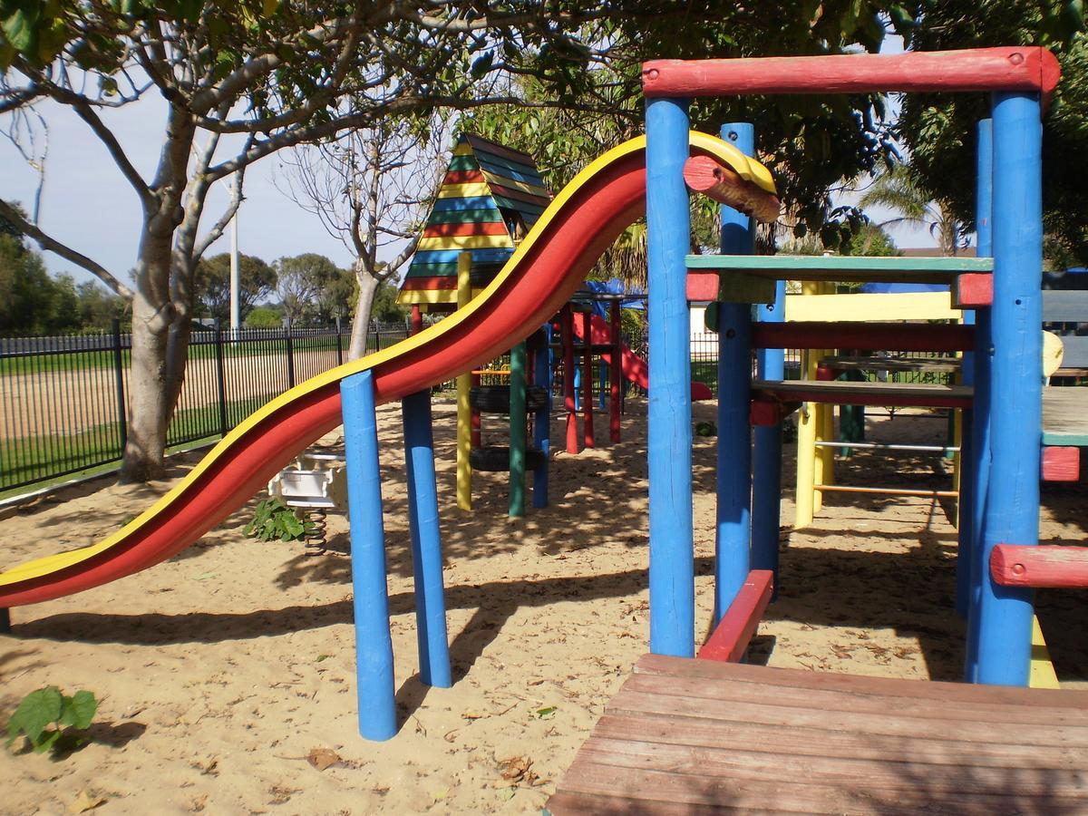 Koonwarra Holiday Park Lakes Entrance Extérieur photo