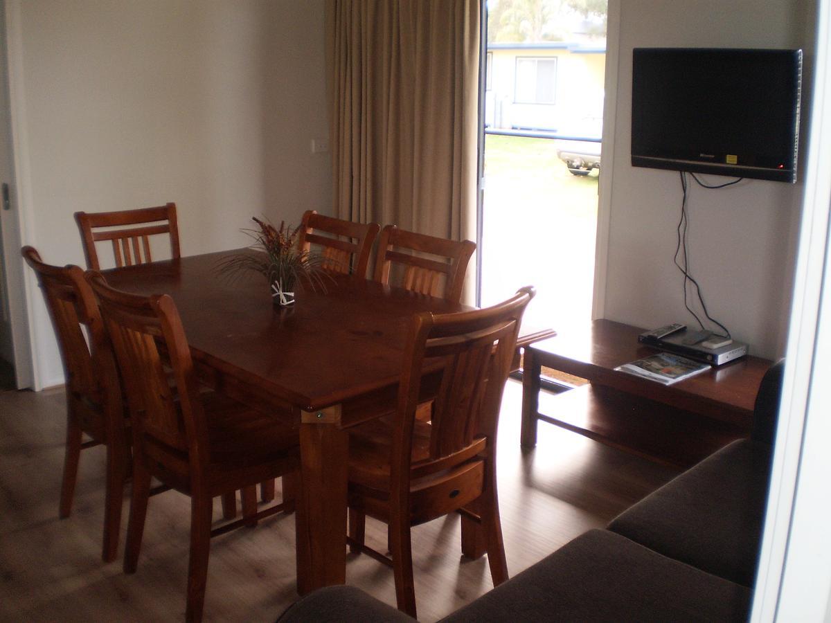 Koonwarra Holiday Park Lakes Entrance Extérieur photo